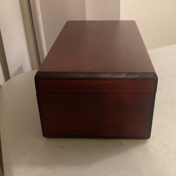 Vintage Small Cedar Chest Trinket Box - Picture 4 of 5